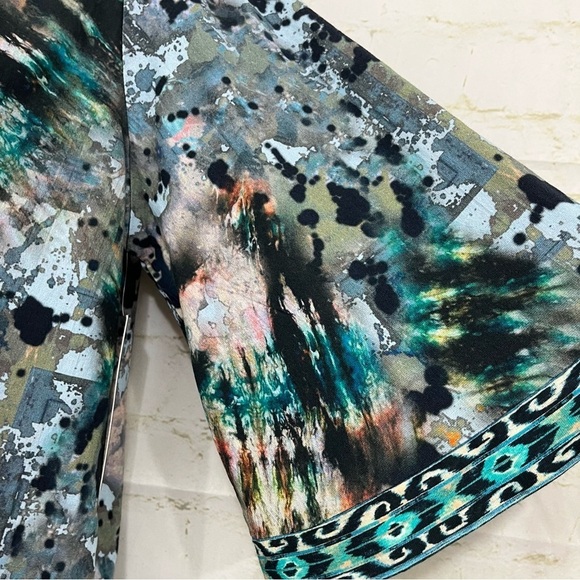 Tolani Karma Black Abstract 3/4 Sleeve Open Cardigan - Picture 3 of 13